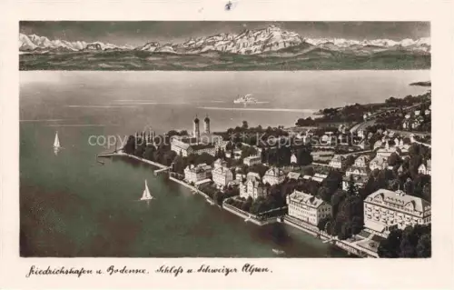 AK / Ansichtskarte FRIEDRICHSHAFEN Bodensee Schloss und Schweizer Alpen Fliegeraufnahme
