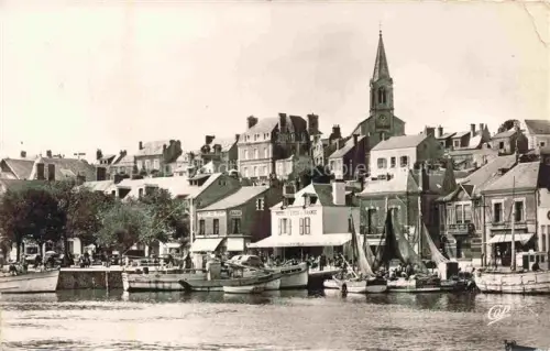 AK / Ansichtskarte PORNIC 44 Loire-Atlantique Cote de Jade Un coin du Port