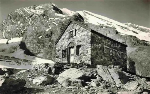 AK / Ansichtskarte Frundenhuette Kandersteg Frutigen BE mit Doldenhorn