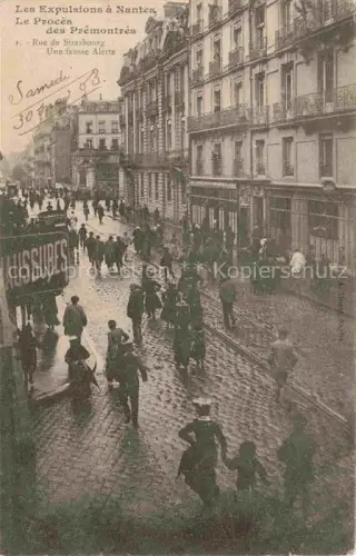 AK / Ansichtskarte NANTES 44 Loire-Atlantique Les Expulsions à Nantes Procès des Prémontrés Rue de Strasbourg
