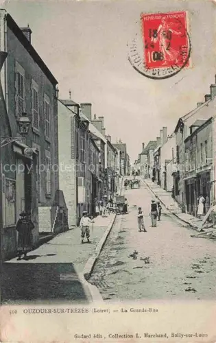 AK / Ansichtskarte Ouzouer-sur-Trezee Montargis 45 Loiret La Grande Rue