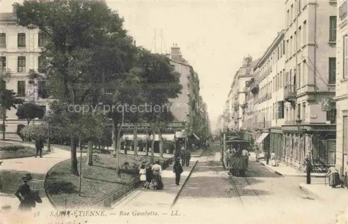 AK / Ansichtskarte SAINT-ETIENNE  ST-ETIENNE 42 Loire Rue Gambetta Tram