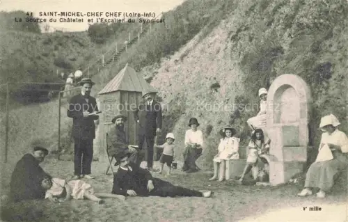 AK / Ansichtskarte Saint-Michel-Chef-Chef Source du Châtelet et l'Escalier de Syndicat