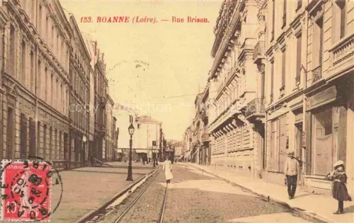 AK / Ansichtskarte ROANNE 42 Loire Rue Brison