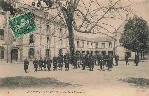 AK / Ansichtskarte Nogent-le-Rotrou 28 Eure-et-Loir Le Petit Séminaire