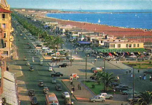 AK / Ansichtskarte VIAREGGIO Toscana IT Viale lungomare