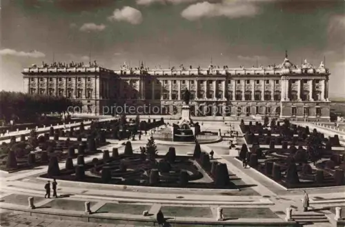 AK / Ansichtskarte MADRID  ES La Plaza de Oriente Palacio Nacionale