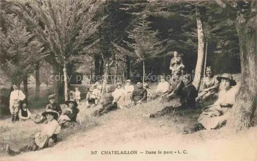AK / Ansichtskarte CHATELAILLON-Plage 17 Charente-Maritime Dans le parc