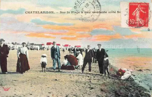 AK / Ansichtskarte CHATELAILLON-Plage 17 Charente-Maritime Sur la plage à mer montant