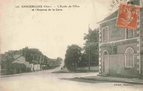 AK / Ansichtskarte Sancergues BOURGES 18 Cher Ecole de Filles Avenue de la Gare