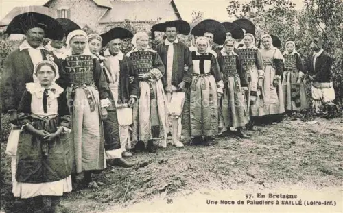 AK / Ansichtskarte Saille Guerande Saint-Nazaire 44 Loire-Atlantique Une noce de Paludiers