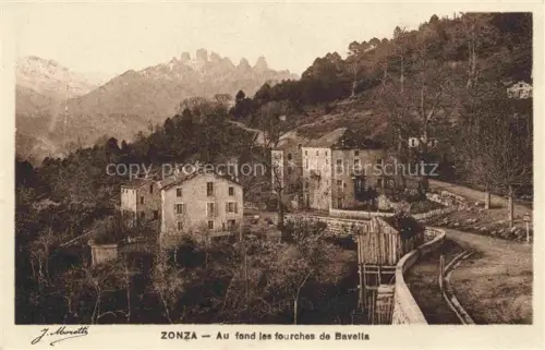 AK / Ansichtskarte Zonza SARTENE 2A Corse-du-Sud Vue générale au fond les fourches de Bavella