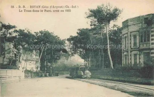 AK / Ansichtskarte ROYAN 17 Charente-Maritime Le tram dans le parc crée en 1885
