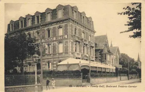 AK / Ansichtskarte ROYAN 17 Charente-Maritime Family Golf Hôtel Boulevard Frédéric-Garnier