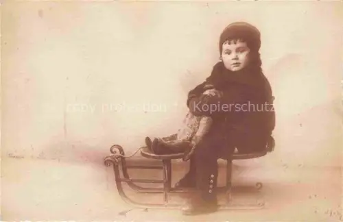 AK / Ansichtskarte Spielzeug Toy Juet Juguete-- Kind Teddy schlitten