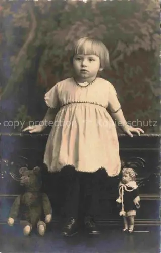 AK / Ansichtskarte Spielzeug Toy Juet Juguete-- Teddy Puppe Kind