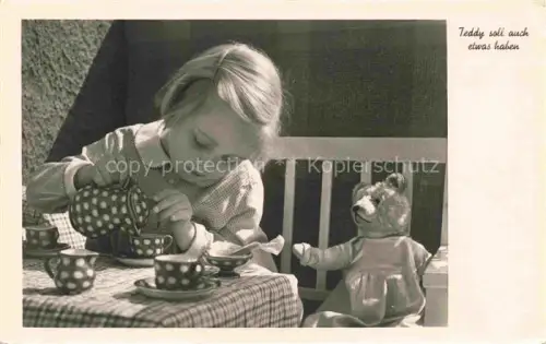 AK / Ansichtskarte Spielzeug Toy Juet Juguete-- Teddy Maedchen Tee 