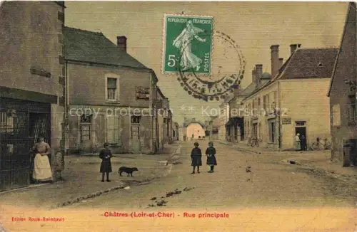AK / Ansichtskarte Chatres -sur-Cher Romorantin-Lanthenay 41 Loir-et-Cher Rue Principale