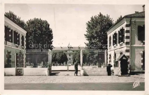 AK / Ansichtskarte MONT-DE-MARSAN 40 Landes Caserne Bosquet