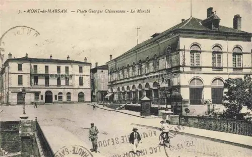 AK / Ansichtskarte MONT-DE-MARSAN 40 Landes Place Georges Clémenceau le marché