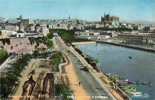 AK / Ansichtskarte Palma de Mallorca ES Paseo marítimo y catedral
