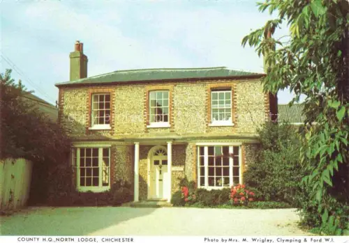 AK / Ansichtskarte Chichester  West Sussex UK County HQ North Lodge