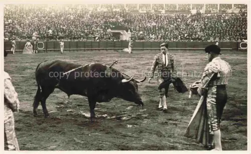 AK / Ansichtskarte Stierkampf Corrida de Toros Bullfight-- 