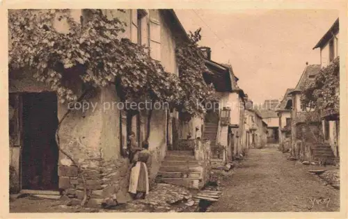 AK / Ansichtskarte Saillant Le TULLE 19 Correze Au centre du village