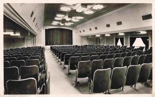 AK / Ansichtskarte Dampfer Oceanliner LIBERTE Sallon de Spectacle de 1 Classe