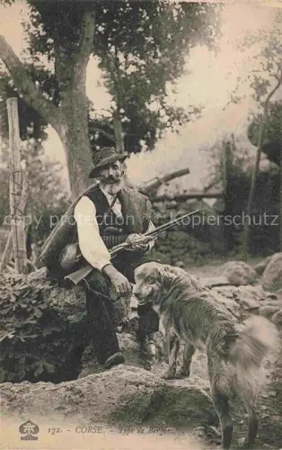 AK / Ansichtskarte CORSE  Corte Ile de Korsika Scènes et Types Type de Berger Chien