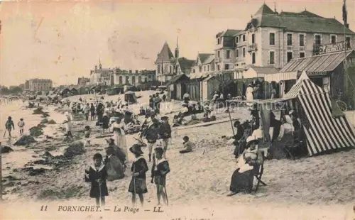 AK / Ansichtskarte PORNICHET Saint-Nazaire 44 Loire-Atlantique La plage