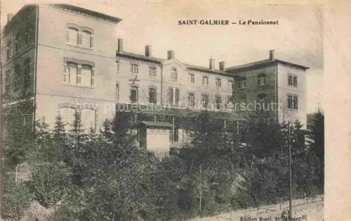 AK / Ansichtskarte Saint-Galmier Montbrison 42 Loire Le Pensionnat