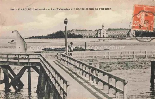 AK / Ansichtskarte Le Croisic Saint-Nazaire 44 Loire-Atlantique Les Estacades et l'Hôpital Marin de Pen-Bron