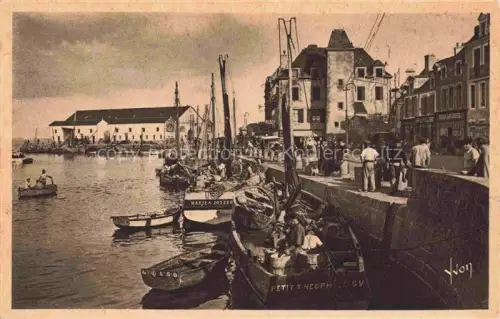 AK / Ansichtskarte Le Croisic Saint-Nazaire 44 Loire-Atlantique Le port et les quais