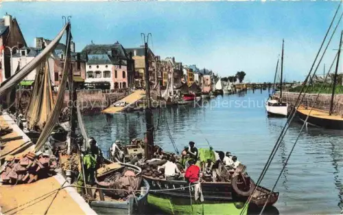 AK / Ansichtskarte Le Croisic Saint-Nazaire 44 Loire-Atlantique Le Port de l'Aiguillon