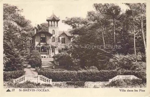 AK / Ansichtskarte St-Brevin-l Ocean Saint-Nazaire 44 Loire Atlantique Villa dans les pins