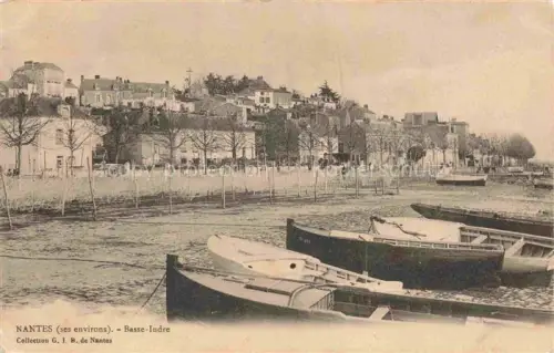 AK / Ansichtskarte NANTES 44 Loire-Atlantique Vue générale la plage bateaux