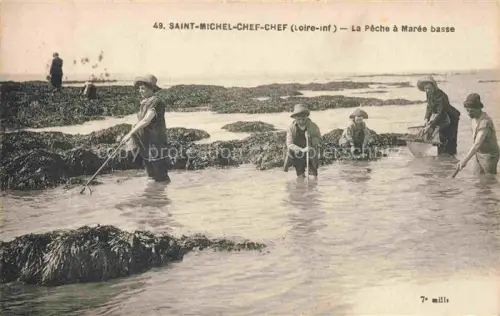 AK / Ansichtskarte Saint-Michel-Chef-Chef La pêche à marée basse