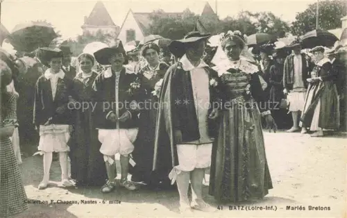 AK / Ansichtskarte Batz-sur-Mer Saint-Nazaire 44 Loire-Atlantique Noce de Paludiers Mariés Bretons