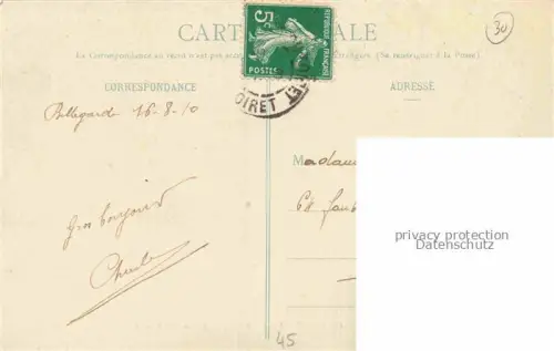 AK / Ansichtskarte Bellegarde-du-Loiret Montargis 45 Loiret Eglise XIe siècle et Place du Marché