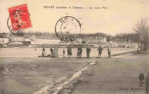 AK / Ansichtskarte Briare-le-Canal Montargis 45 Loiret Le vieux port