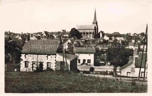 AK / Ansichtskarte Ouzouer-sur-Trezee Montargis 45 Loiret Vue générale Eglise