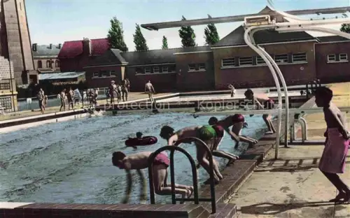 AK / Ansichtskarte Pithiviers-en-Gatinais 45 Loiret La piscine