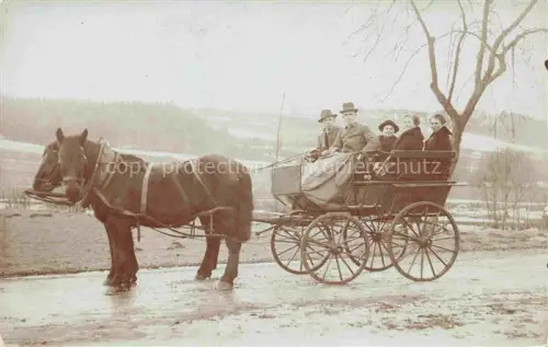 AK / Ansichtskarte Kutsche PFERDE Horses Cheval Pferde