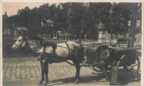 AK / Ansichtskarte Kutsche PFERDE Horses Cheval Pause