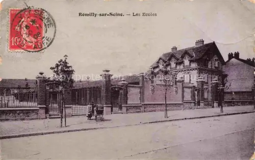 AK / Ansichtskarte Romilly-sur-Seine Nogent-sur-Seine 10 Aube Les Ecoles