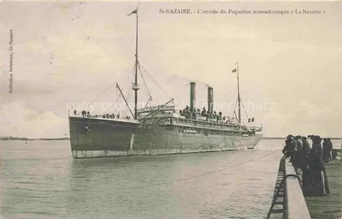 AK / Ansichtskarte Dampfer Oceanliner St- Nazaire Paquebot transatlantique la Navarre 