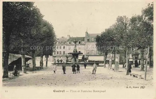 AK / Ansichtskarte Gueret 23 Creuse Place et Fontaine Bonnyaud