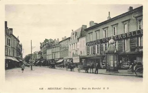 AK / Ansichtskarte Bergerac 24 Dordogne Rue du Marché