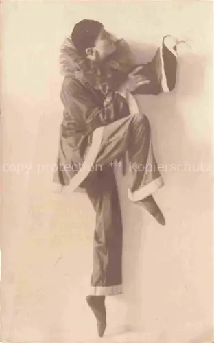 AK / Ansichtskarte Clown Payaso Zircus Cirque-- 